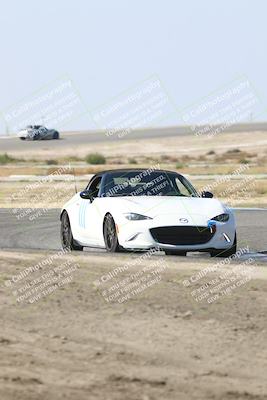 media/Oct-18-2025-Speed Ventures (Sat) [[8b3b7cf525]]/Yellow/Session 3 (Sunset)/